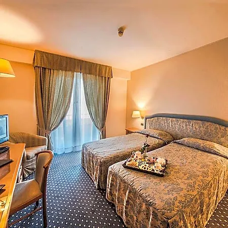 Valdarno 4*