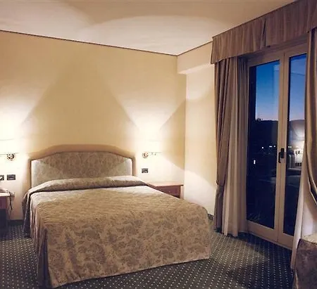 Valdarno 호텔 4*