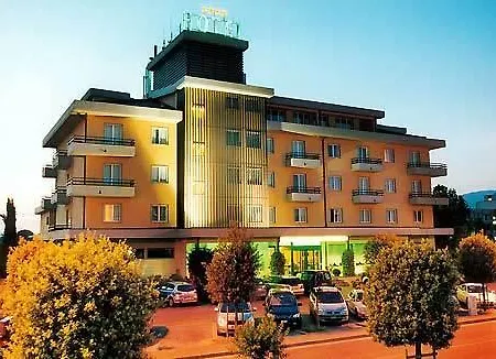 Valdarno 4*