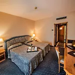 Ξενοδοχείο Valdarno 4*